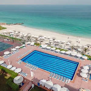 sharjah-carlton-hotel.sharjah-hotels.com/