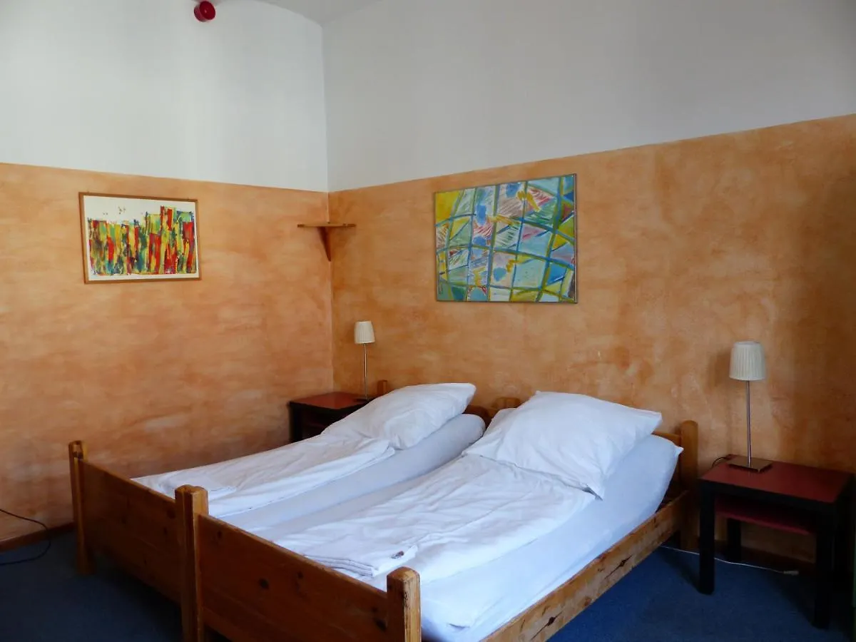 Die Fabrik - baxpax Hotel Berlin Hostel