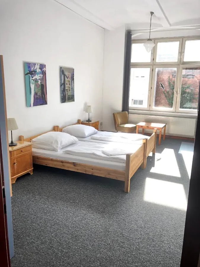Die Fabrik - baxpax Hotel Berlin 0*,