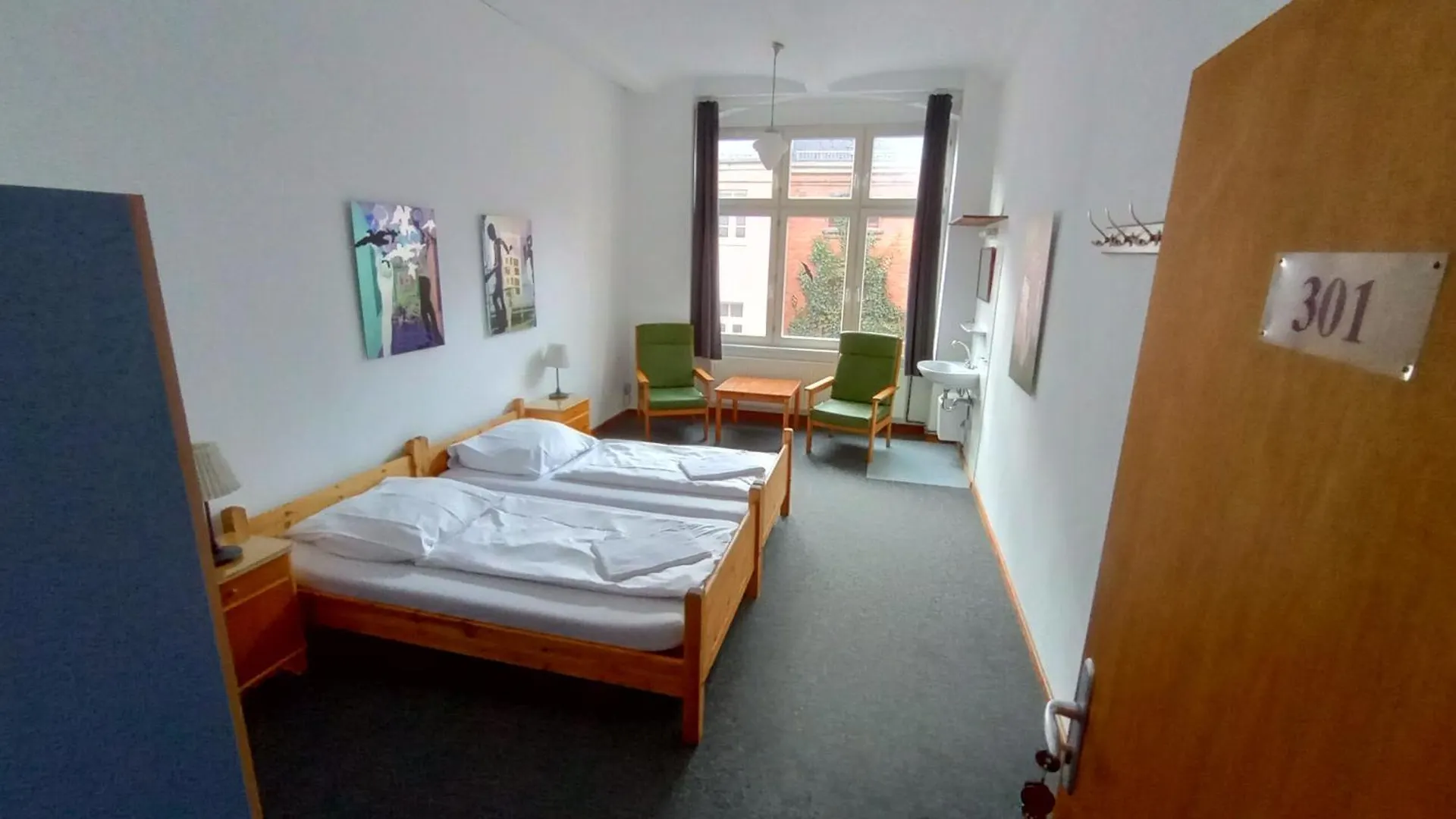 Die Fabrik - baxpax Hotel Berlin Hostel