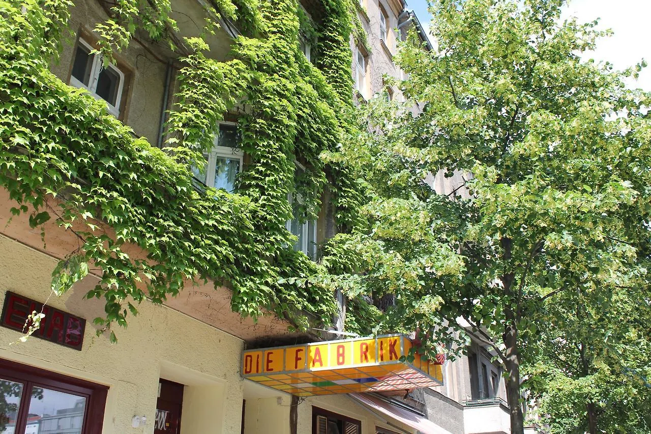 Die Fabrik - baxpax Hotel Berlin Hostel